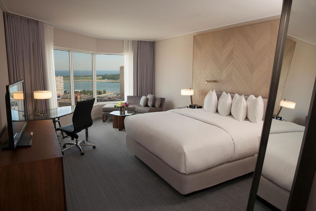 Chambre Lit King-Size Premium - Étage Élevé